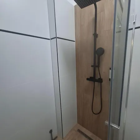 Clear 2 Apartment *